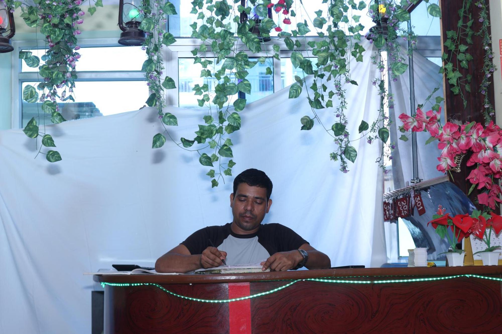 Punjabi Dhaba Lodge & Restaurant Rummindei Zewnętrze zdjęcie
